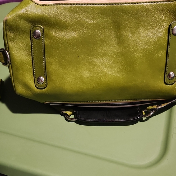 Coach Cream and Green Women's Bag - Picture 4 of 12